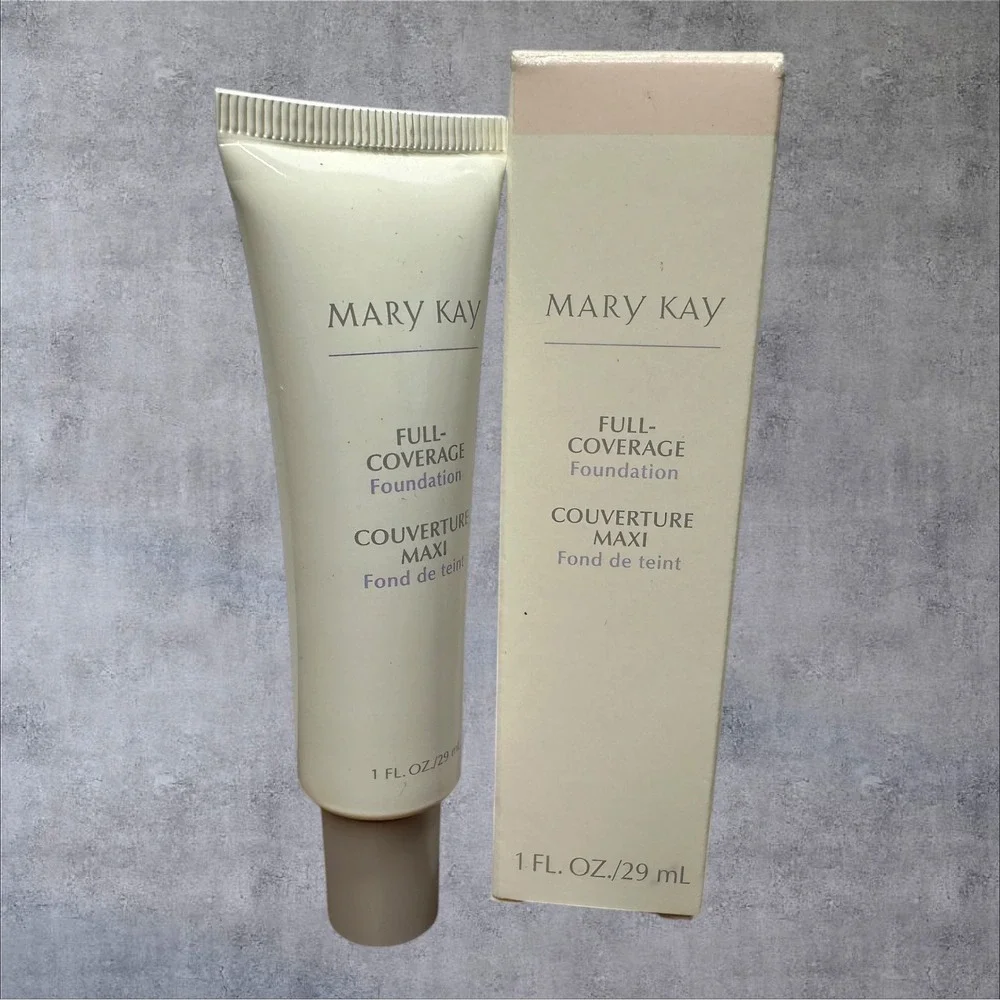 Mary Kay‎ Full-Coverage Foundation Bronze 808 379100 1oz New Disc. - Gray Cap